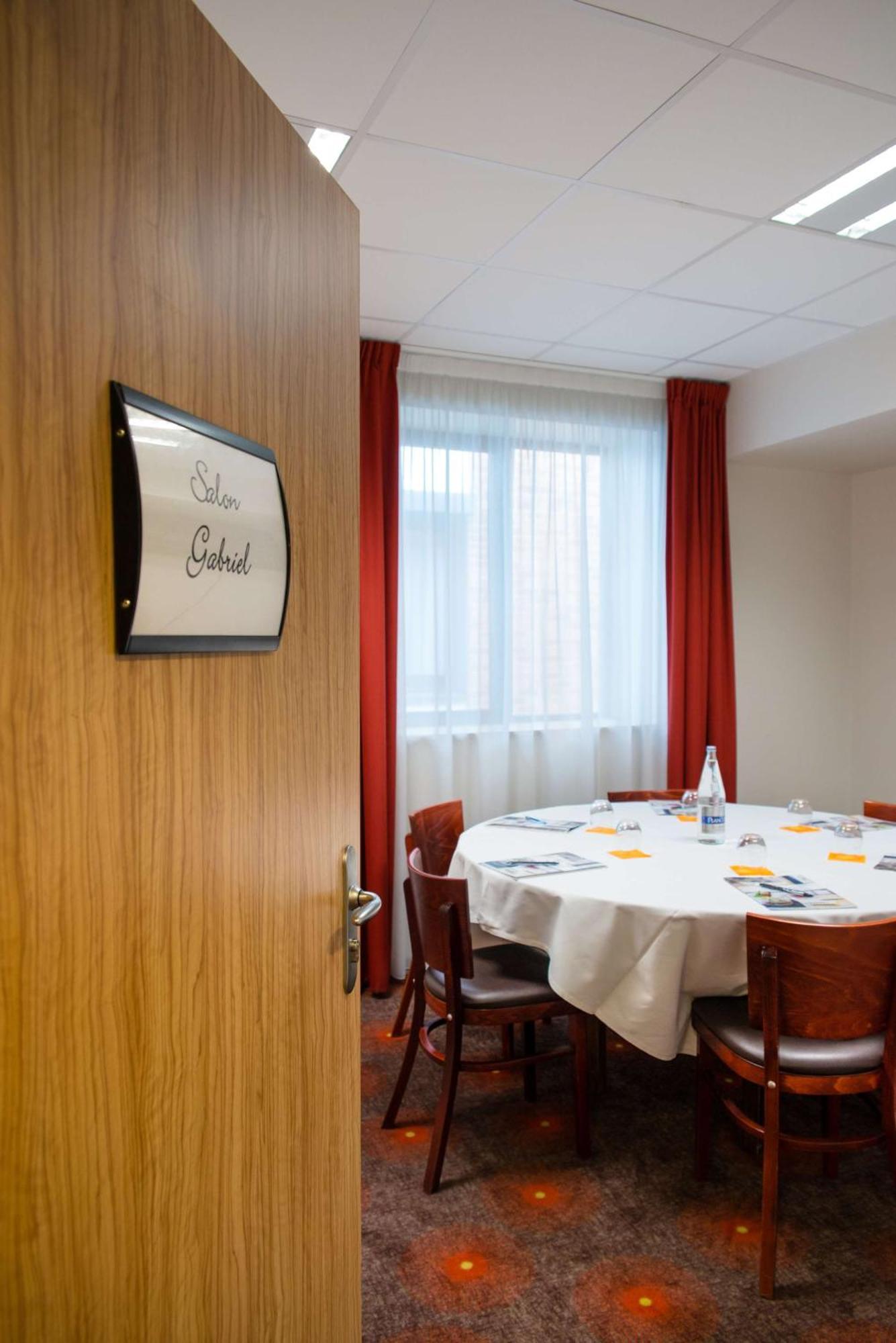 Brit Hotel Rennes St Gregoire - Le Villeneuve Saint-Gregoire  Exterior photo